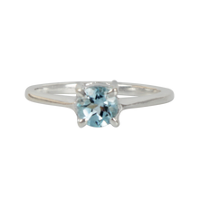 Load image into Gallery viewer, A simple and elegant sterling silver Blue topaz ring
