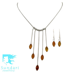 An Elegant Yellow Amber Necklaces Set presented in handcrafted .925 Sterling Silver
