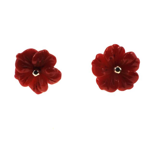 Flower shaped stud earrings Coral
