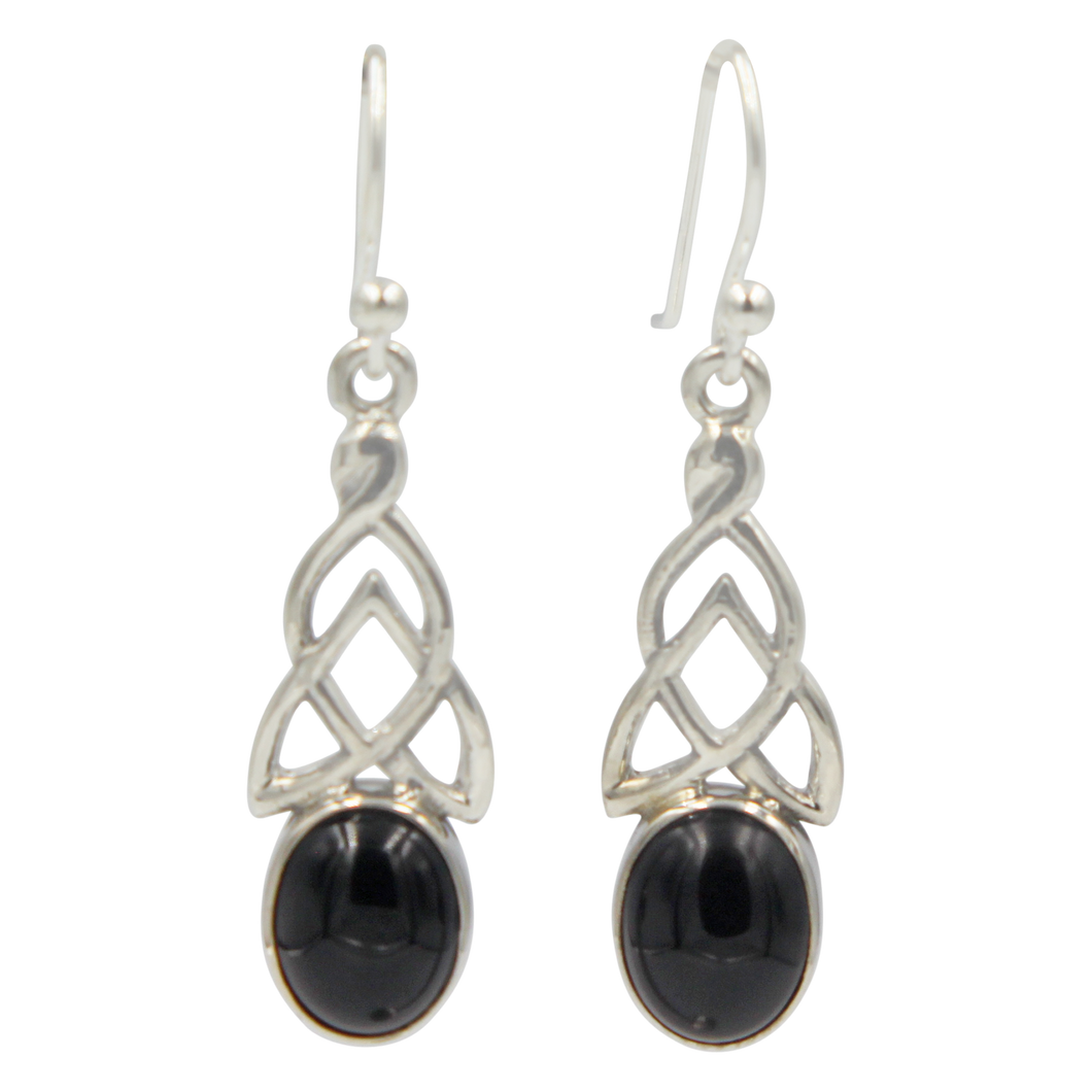 Aesthetic Celtic earrings in Black Onyx