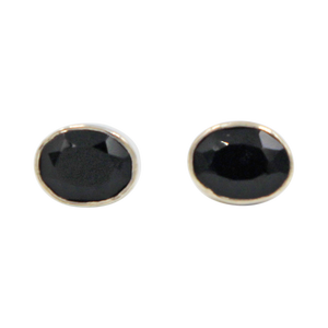 Oval Shaped Faceted Black Onyx Gem-set Stud Earring
