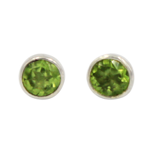 Load image into Gallery viewer, High Bezel Setting Sterling Silver faceted Peridot Stud Earring
