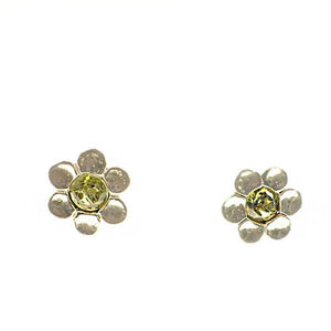 Sundari Daisy flower stud earring with a natural coloured gemstone