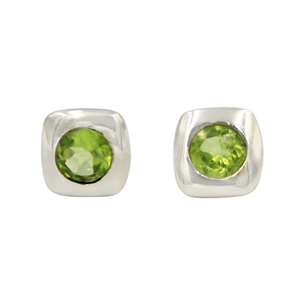Square shaped Sterling Silver Stud Earring with a round faceted Peridot gemstone