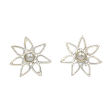 Load image into Gallery viewer, Sundari daisy flower Sterling Silver stud with a Pearl Gemstone
