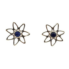 Load image into Gallery viewer, Sundari daisy flower Sterling Silver stud with a Gemstone

