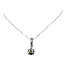 Load image into Gallery viewer, Beautiful simple round pendant with a faceted Peridot
