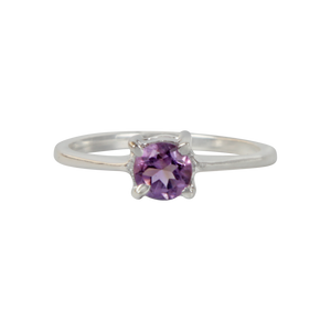 A simple and elegant sterling silver Amethyst ring