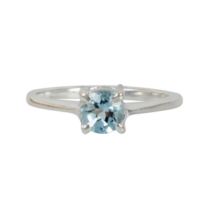 A simple and elegant sterling silver Blue topaz ring