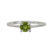 Load image into Gallery viewer, A simple and elegant sterling silver Peridot ring
