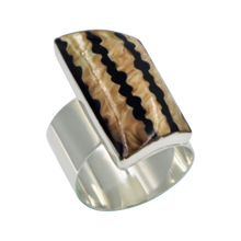 Load image into Gallery viewer, Handcrafted Sterling Silver ring with a large Spider Shell head
